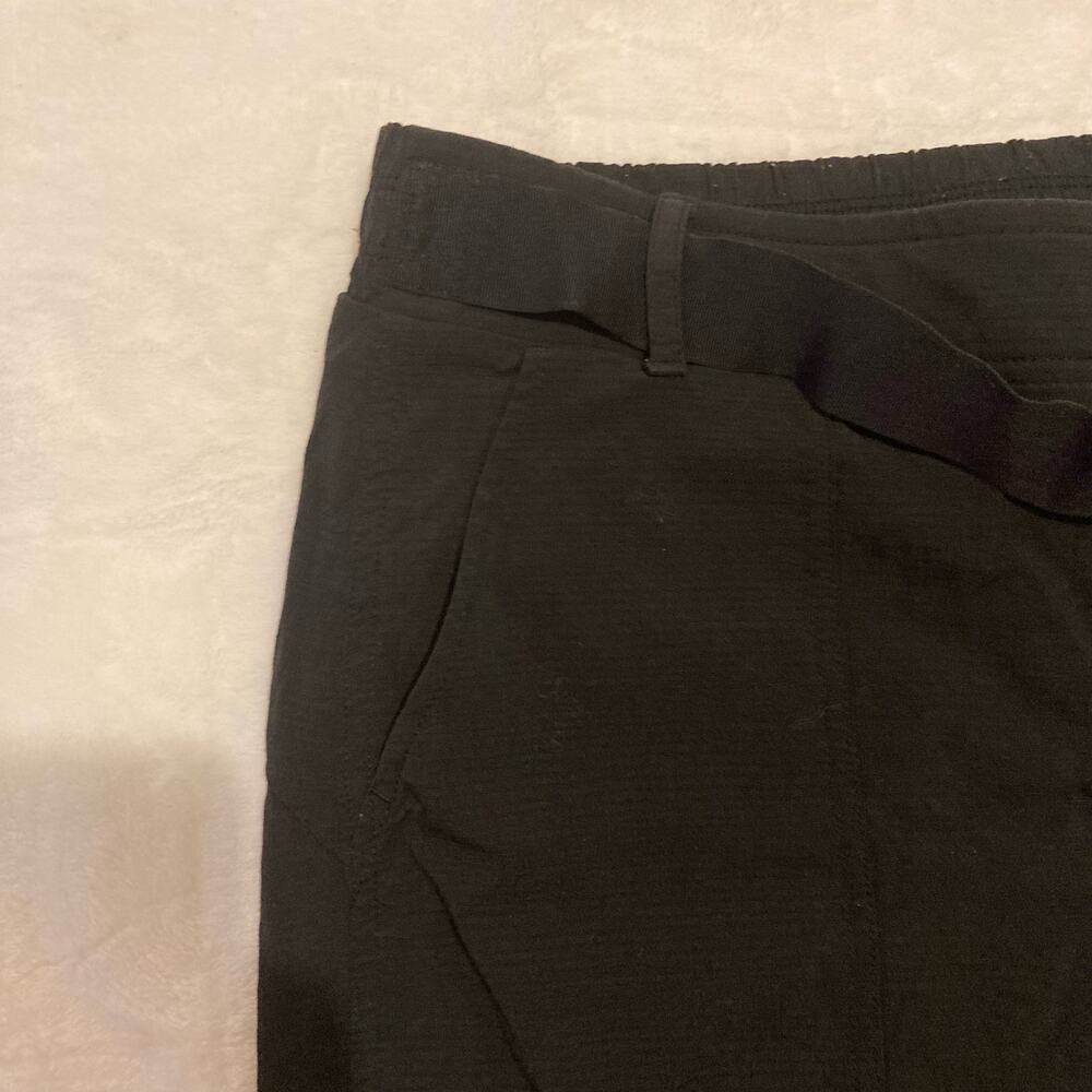 Athleta Trekkie Belted Black Hiking Commute Travel Pants Size 10 - Picture 9 of 14